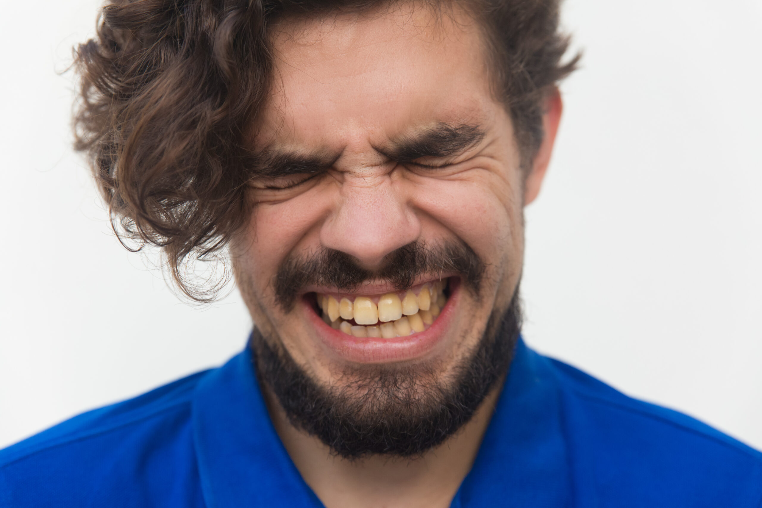 Denti Ingialliti